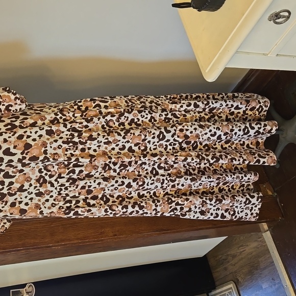 Cuddle Duds Cheetah Print Maxi Dress - Picture 3 of 6
